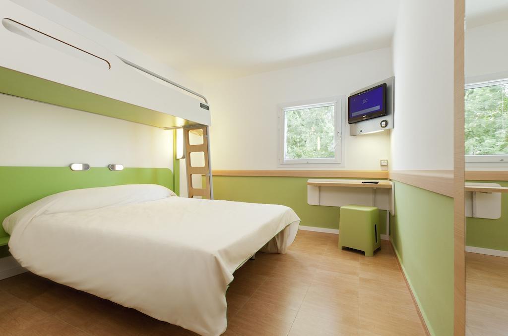 ไอบิส บัดเจ็ต แอนต์เวอร์เพน พอร์ต Hotel แอนต์เวิร์ป ภายนอก รูปภาพ